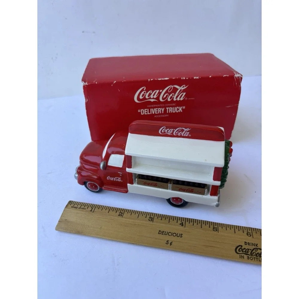 THE ORIGINAL SNOW VILLAGE‎ DEPARTMENT 56 COCA-COLA 